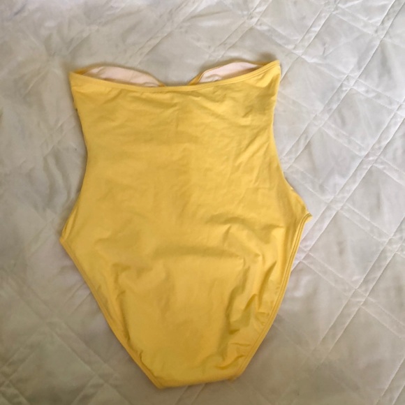 Lauren Ralph Lauren Yellow Strapless Swimsuit, 12 - Picture 2 of 5
